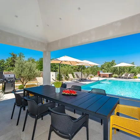 Nolena By Adriatic Luxury فرسي