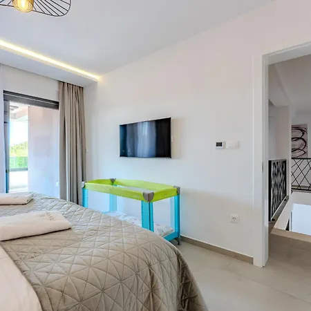 Nolena By Adriatic Luxury *